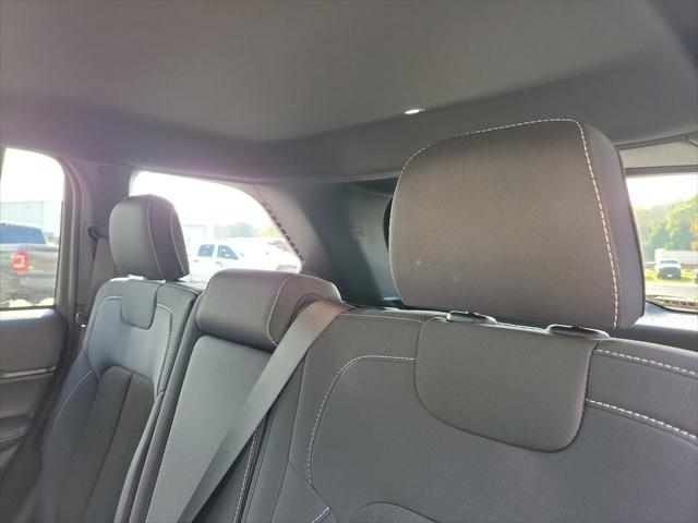 2025 Jeep Grand Cherokee Laredo X 4x2