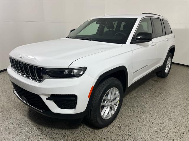 2025 Jeep Grand Cherokee GRAND CHEROKEE LAREDO X 4X2