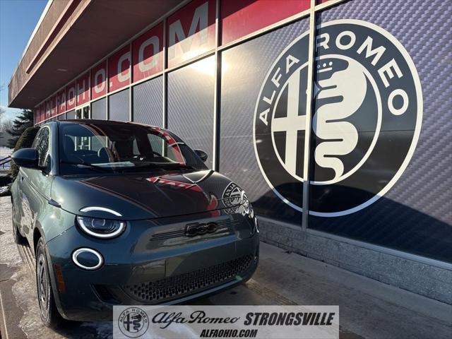 2025 Fiat FIAT 500e GIORGIO ARMANI Collectors Edition