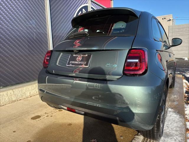 2025 Fiat FIAT 500e GIORGIO ARMANI Collectors Edition