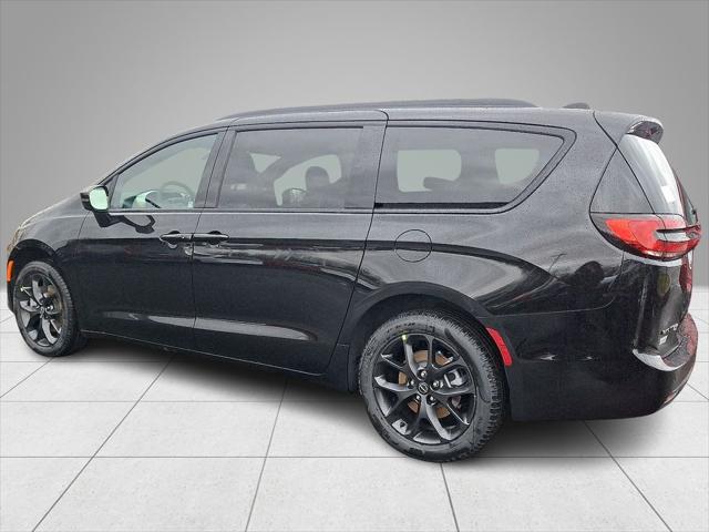2026 Chrysler Pacifica Limited AWD