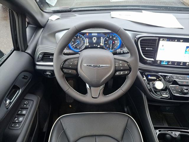 2026 Chrysler Pacifica Limited AWD