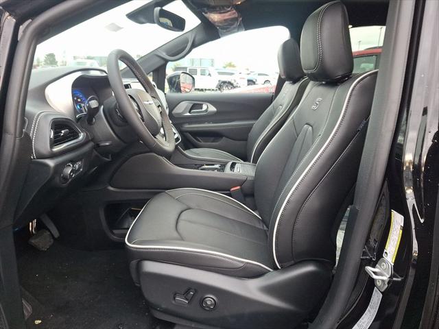 2026 Chrysler Pacifica Limited AWD