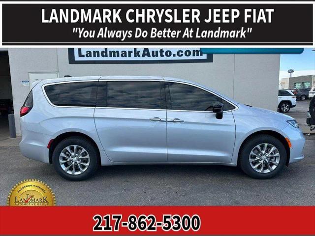 2026 Chrysler Pacifica PACIFICA SELECT AWD