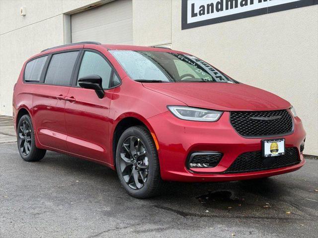 2026 Chrysler Pacifica PACIFICA SELECT AWD