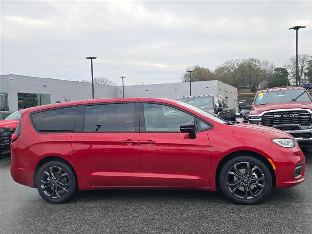 2026 Chrysler Pacifica PACIFICA SELECT