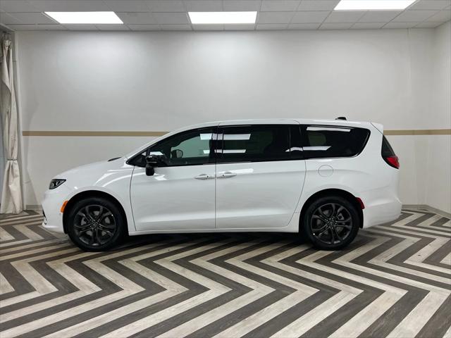 2026 Chrysler Pacifica PACIFICA SELECT AWD 2026 Chrysler Pacifica PACIFICA SELECT AWD