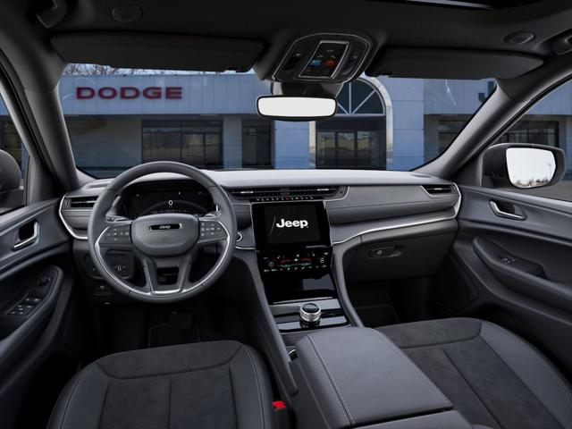 2025 Jeep Grand Cherokee Altitude X 4x4