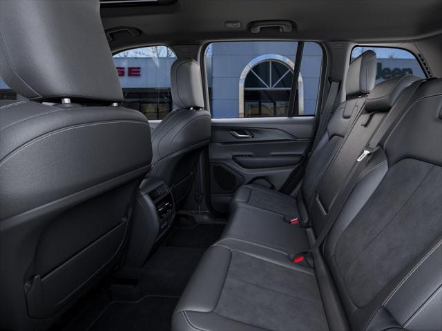 2025 Jeep Grand Cherokee Altitude X 4x4