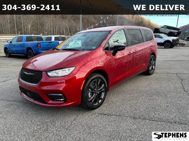 2026 Chrysler Pacifica PACIFICA SELECT AWD
