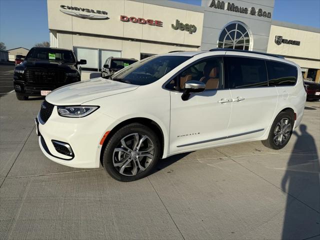 2026 Chrysler Pacifica Pinnacle AWD