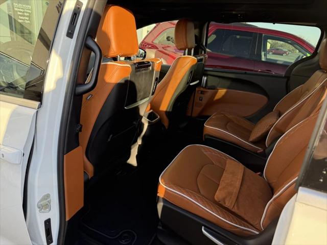 2026 Chrysler Pacifica Pinnacle AWD