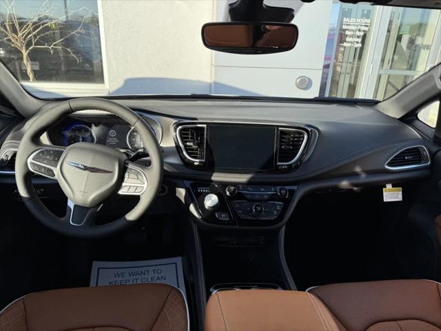 2026 Chrysler Pacifica Pinnacle AWD