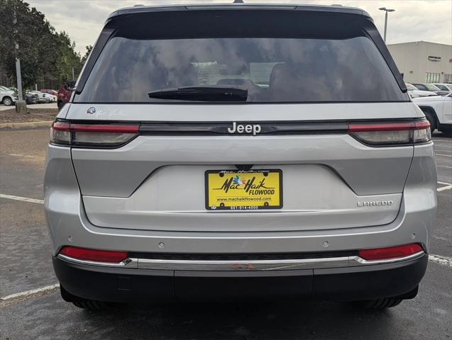 2025 Jeep Grand Cherokee GRAND CHEROKEE LAREDO 4X2