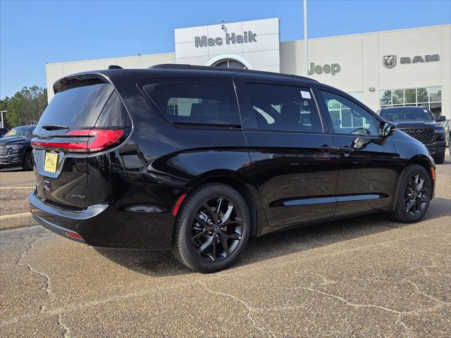 2026 Chrysler Pacifica PACIFICA LIMITED