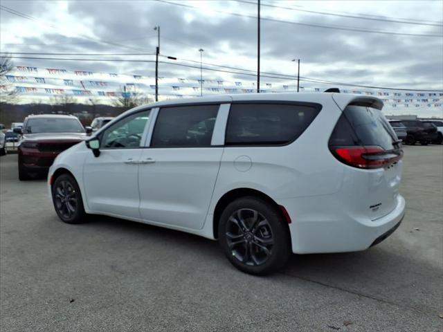 2026 Chrysler Pacifica PACIFICA SELECT AWD 2026 Chrysler Pacifica PACIFICA SELECT AWD