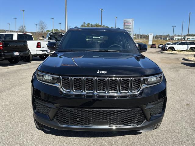 2025 Jeep Grand Cherokee GRAND CHEROKEE LAREDO X 4X2