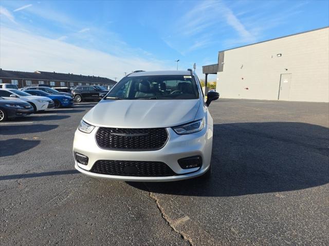 2026 Chrysler Pacifica PACIFICA SELECT AWD 2026 Chrysler Pacifica PACIFICA SELECT AWD