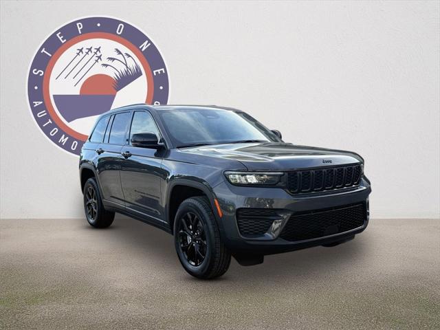 2025 Jeep Grand Cherokee GRAND CHEROKEE ALTITUDE X 4X4