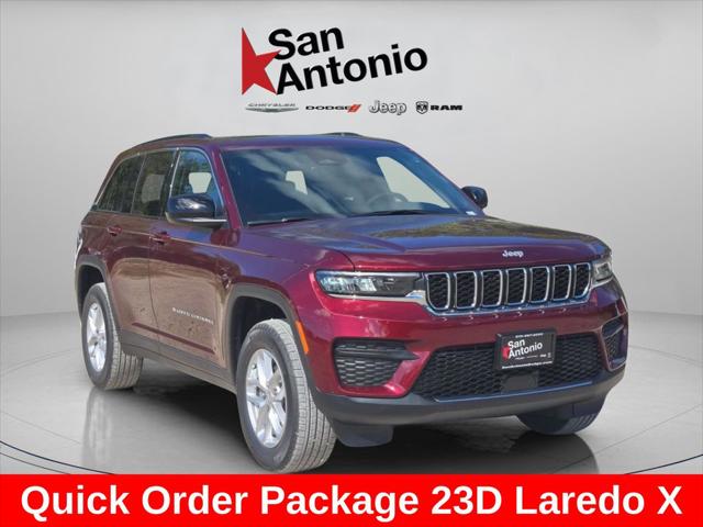 2025 Jeep Grand Cherokee GRAND CHEROKEE LAREDO X 4X4