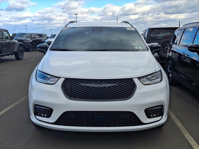 2026 Chrysler Pacifica PACIFICA SELECT AWD