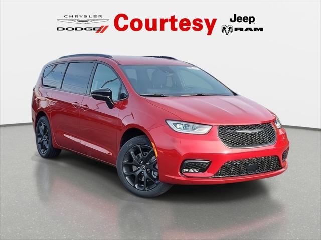 2026 Chrysler Pacifica PACIFICA SELECT AWD