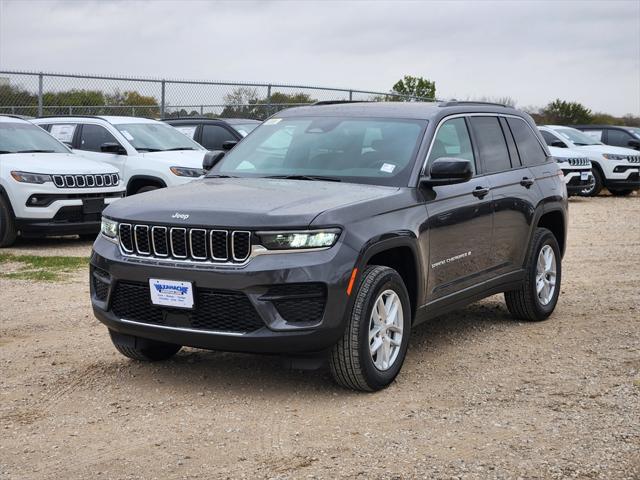 2025 Jeep Grand Cherokee GRAND CHEROKEE LAREDO X 4X2