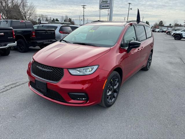 2026 Chrysler Pacifica PACIFICA SELECT AWD