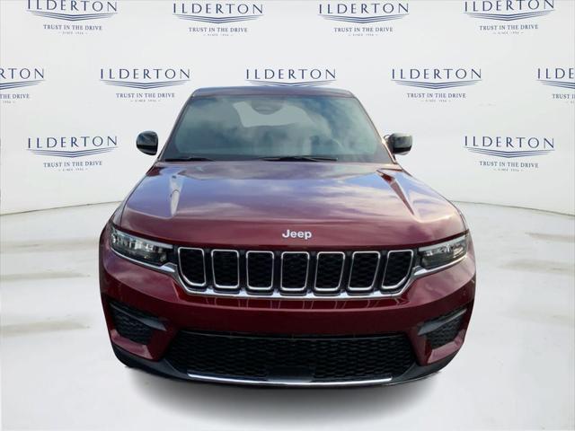 2025 Jeep Grand Cherokee GRAND CHEROKEE LAREDO X 4X2