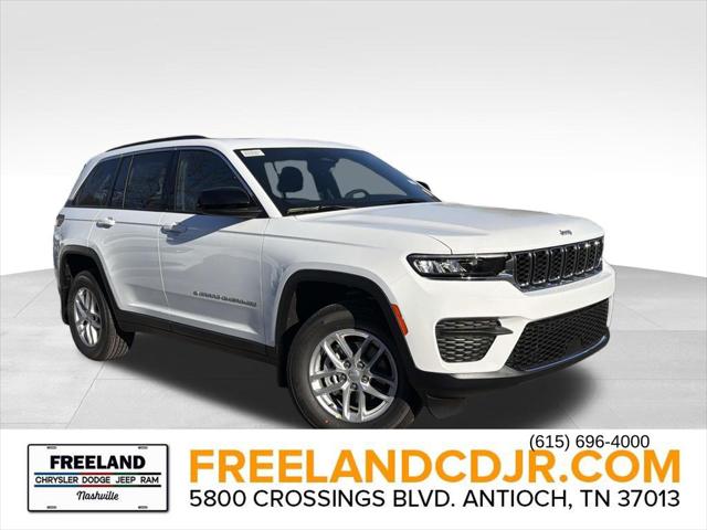 2025 Jeep Grand Cherokee GRAND CHEROKEE LAREDO X 4X4