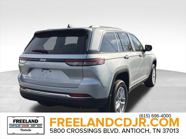 2025 Jeep Grand Cherokee GRAND CHEROKEE LAREDO X 4X4