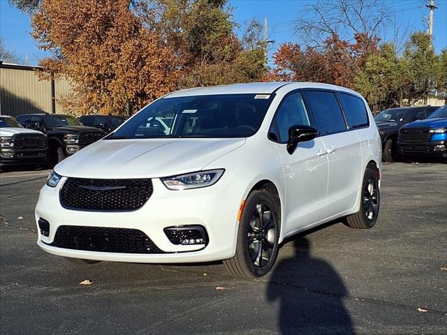 2026 Chrysler Pacifica PACIFICA SELECT AWD 2026 Chrysler Pacifica PACIFICA SELECT AWD