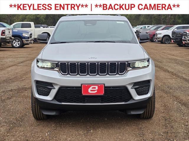 2025 Jeep Grand Cherokee GRAND CHEROKEE LAREDO 4X2