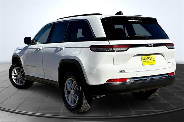 2025 Jeep Grand Cherokee GRAND CHEROKEE LAREDO X 4X2