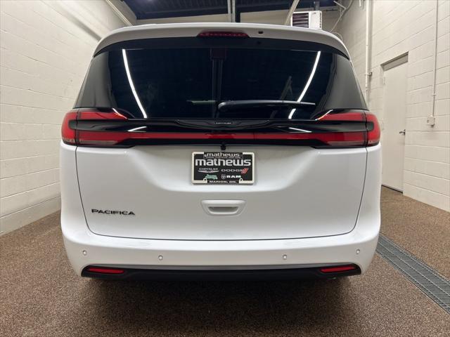2026 Chrysler Pacifica PACIFICA SELECT