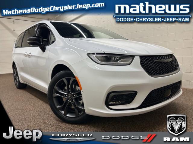 2026 Chrysler Pacifica PACIFICA SELECT