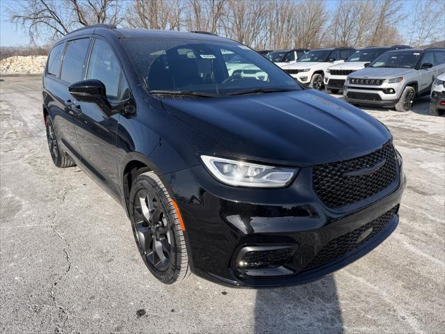 2026 Chrysler Pacifica PACIFICA LIMITED AWD
