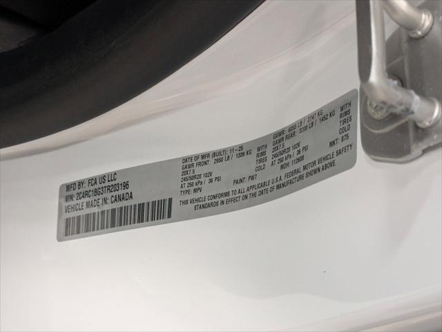 2026 Chrysler Pacifica Select