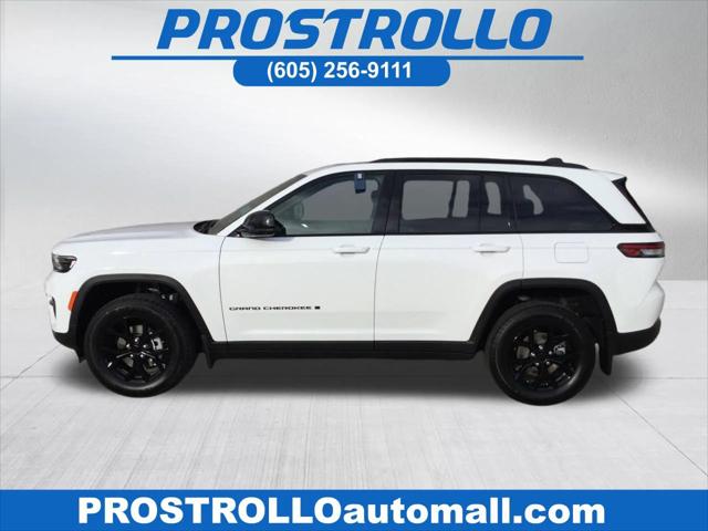 2025 Jeep Grand Cherokee GRAND CHEROKEE ALTITUDE X 4X4