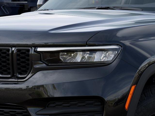 2025 Jeep Grand Cherokee Unknown