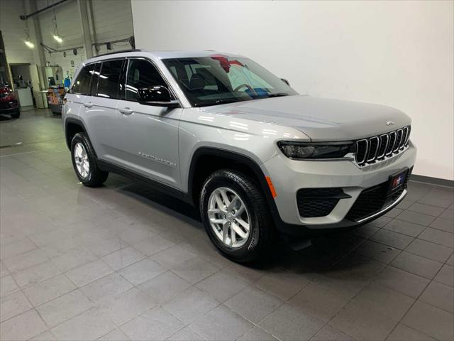 2025 Jeep Grand Cherokee GRAND CHEROKEE LAREDO X 4X4 2025 Jeep Grand Cherokee GRAND CHEROKEE LAREDO X 4X4