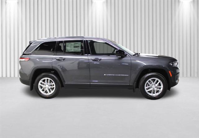 2025 Jeep Grand Cherokee GRAND CHEROKEE LAREDO X 4X4 2025 Jeep Grand Cherokee GRAND CHEROKEE LAREDO X 4X4