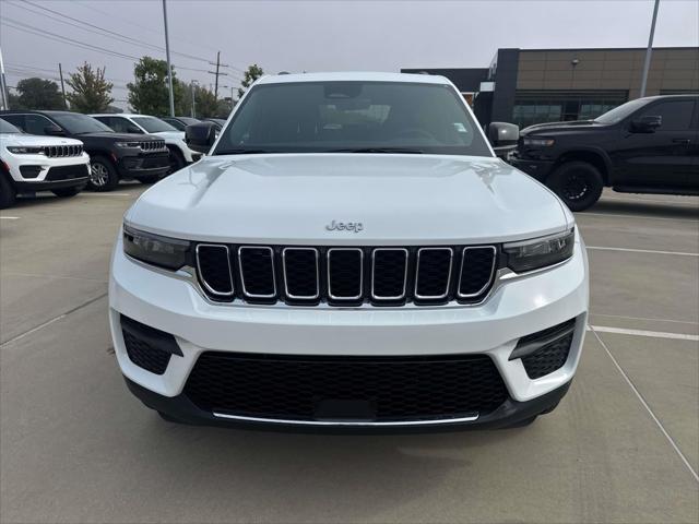 2025 Jeep Grand Cherokee GRAND CHEROKEE LAREDO X 4X2