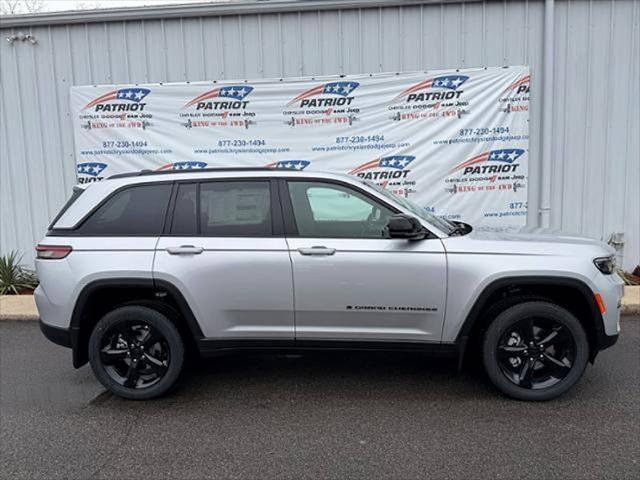 2025 Jeep Grand Cherokee GRAND CHEROKEE ALTITUDE X 4X4 2025 Jeep Grand Cherokee GRAND CHEROKEE ALTITUDE X 4X4