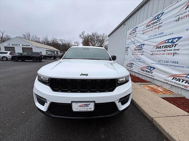 2025 Jeep Grand Cherokee GRAND CHEROKEE ALTITUDE X 4X4 2025 Jeep Grand Cherokee GRAND CHEROKEE ALTITUDE X 4X4