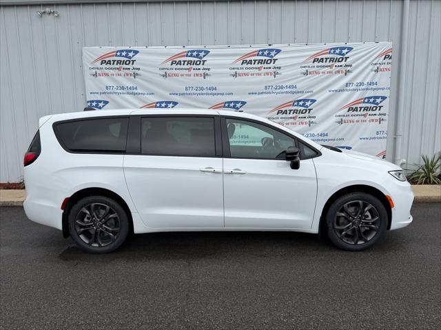 2026 Chrysler Pacifica PACIFICA SELECT AWD 2026 Chrysler Pacifica PACIFICA SELECT AWD