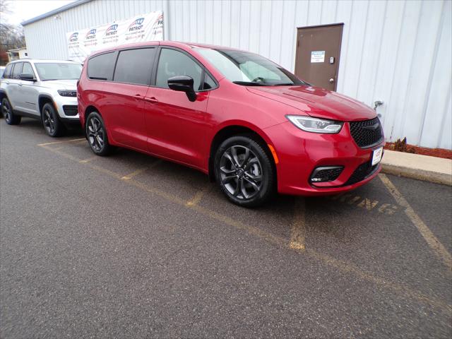 2026 Chrysler Pacifica PACIFICA SELECT AWD 2026 Chrysler Pacifica PACIFICA SELECT AWD