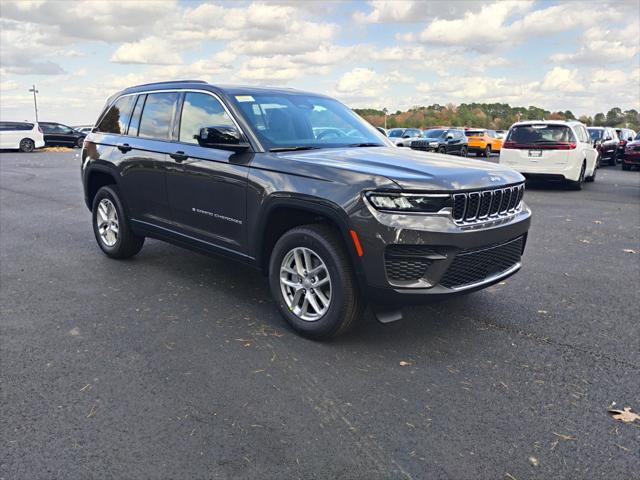 2025 Jeep Grand Cherokee GRAND CHEROKEE LAREDO X 4X4 2025 Jeep Grand Cherokee GRAND CHEROKEE LAREDO X 4X4