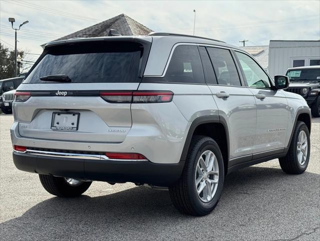 2025 Jeep Grand Cherokee Laredo X 4x4