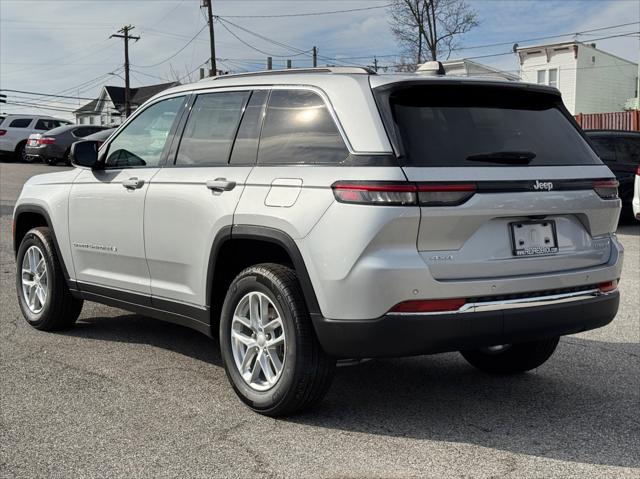 2025 Jeep Grand Cherokee Laredo X 4x4